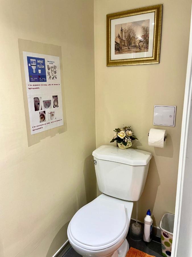 Perfect Home-Private Washrooms,Free Parking,High Speed Net Toronto Exterior foto